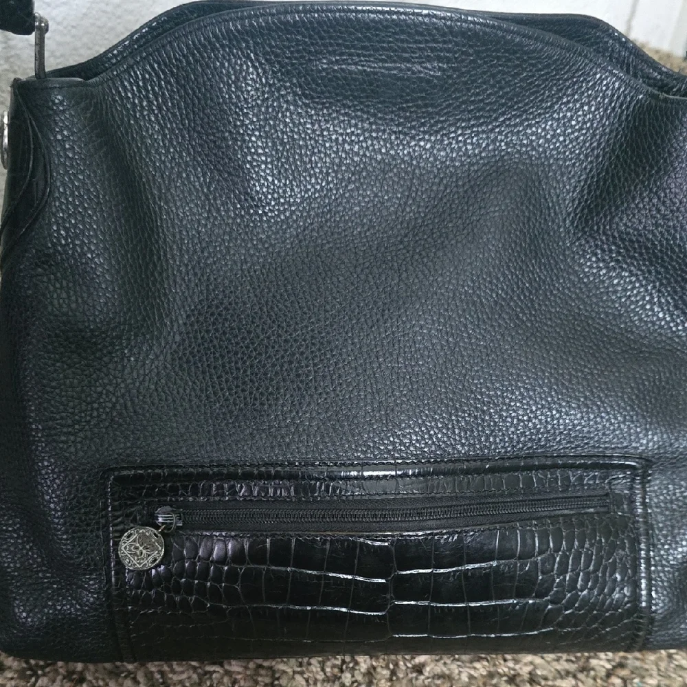 Brighton Black Pebbled Leather W/ Crocodile-Embossed Trim Shoulder Bag (EUC)🖤🩶